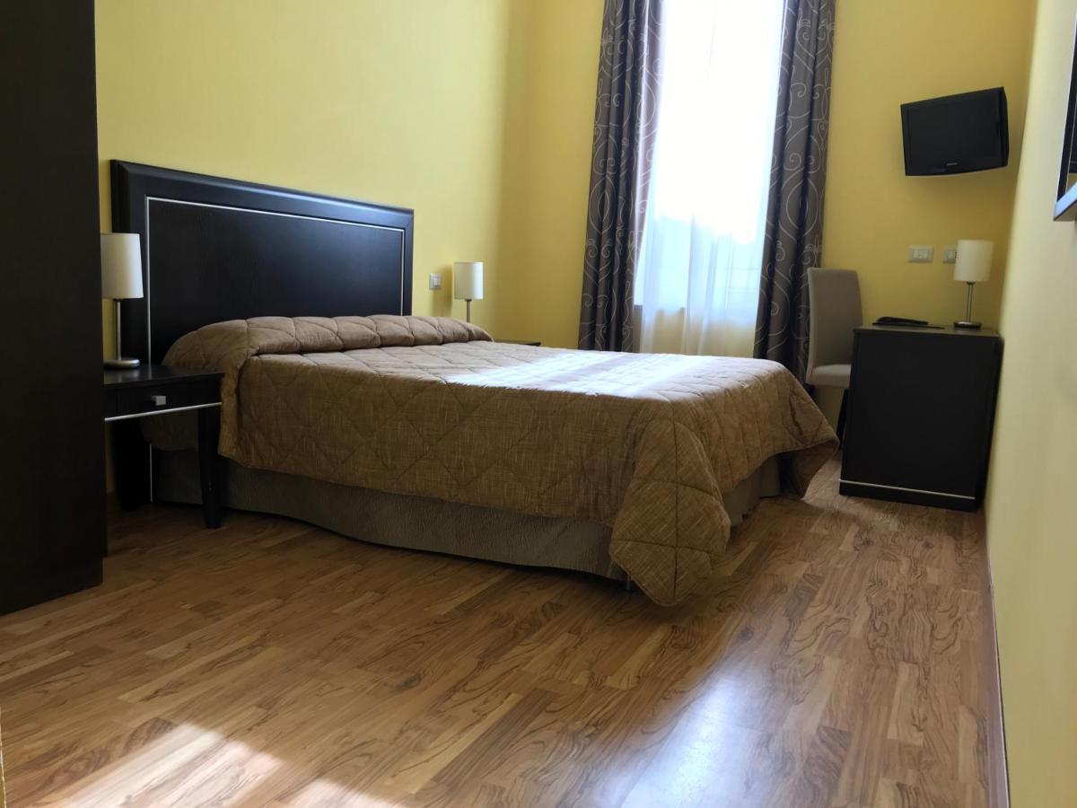 Hotel Villa Cinzia Villanova Mondovì Eksteriør bilde